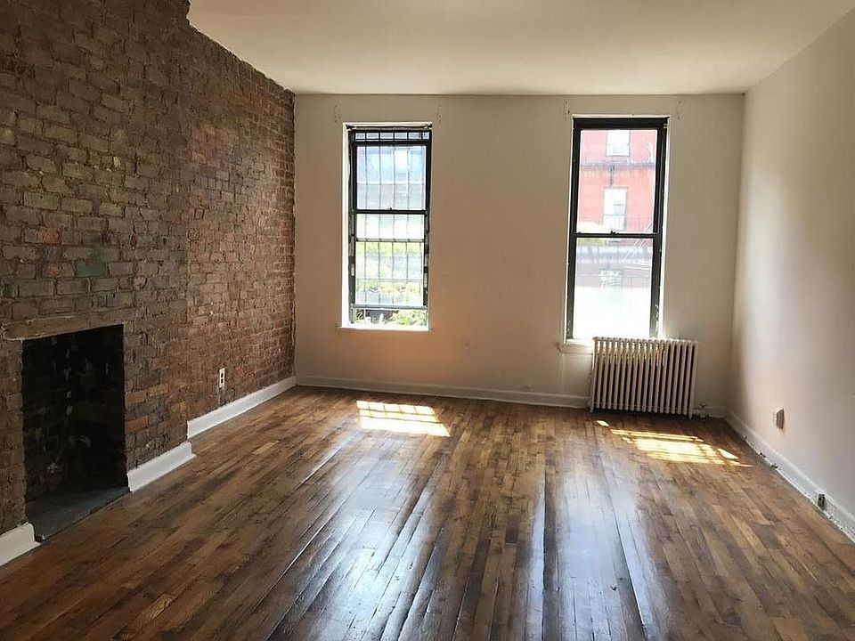 1st image of 428 W 46th St APT 3C