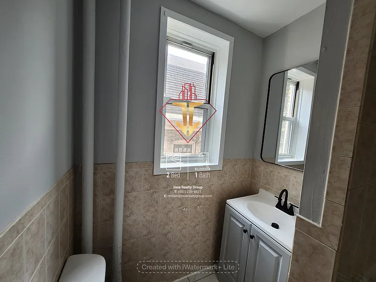 240 Claremont Ave #32C — Photo 4