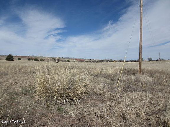 3rd image of 54 Wagon Wheel Ln