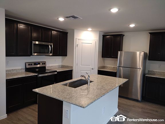 5th image of 1529 E Kendall Pl