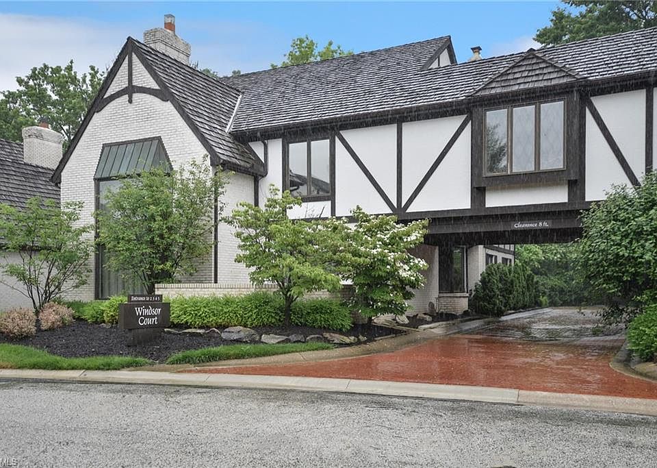 1st image of 2 Windsor Ct