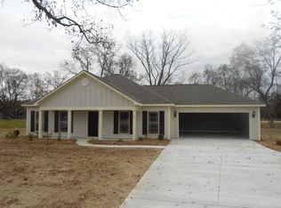 105 Wisteria Ln, Leesburg, GA 31763