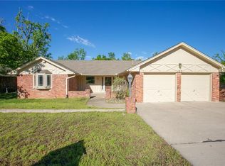 137 Chaucer Crescent St, Oklahoma City, OK 73130