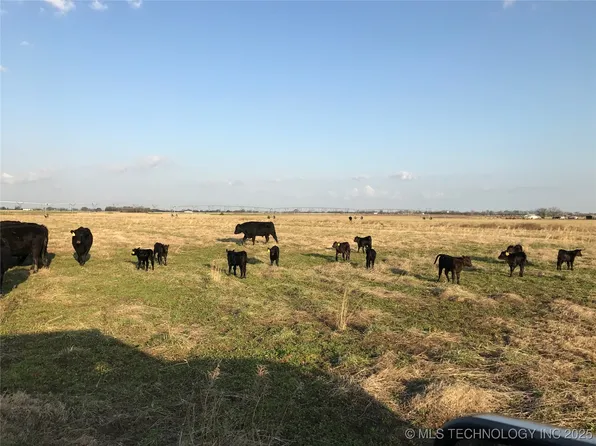 E 180th Rd, Fairland, OK 74343