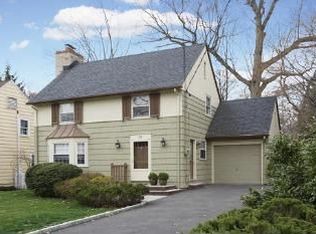 13 Woodland Rd, Short Hills, NJ 07078