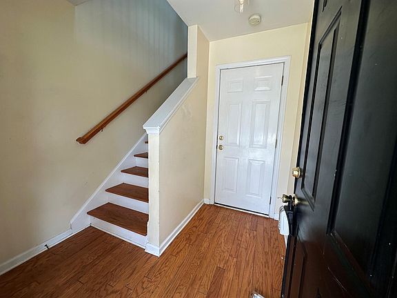 4th image of 2858 Woodland Park Dr