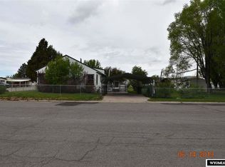 148 Willow Dr, Evanston, WY 82930