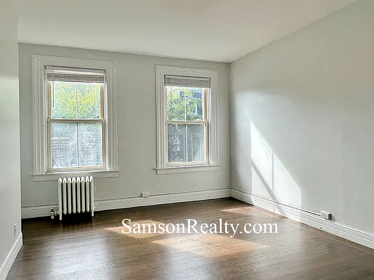 150 Brown St #B — Photo 8