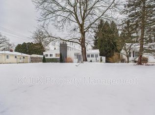 2514 Carson Rd, Akron, OH 44333