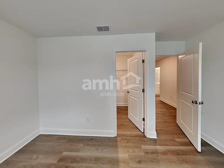 1615 Soapstone Rd — Photo 13