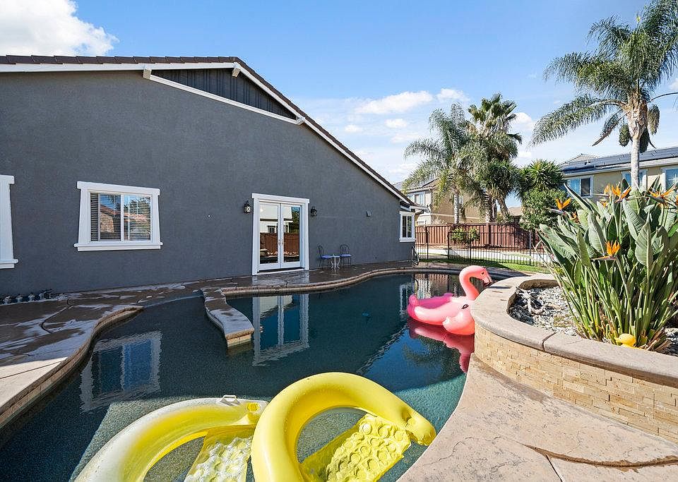 custom pool designed and added in 2016. No step entry. Wheelchair accessible.