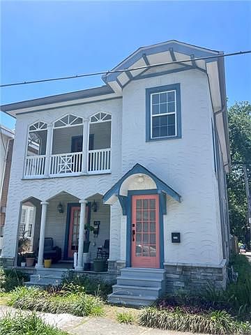 1st image of 3138 Robert St
