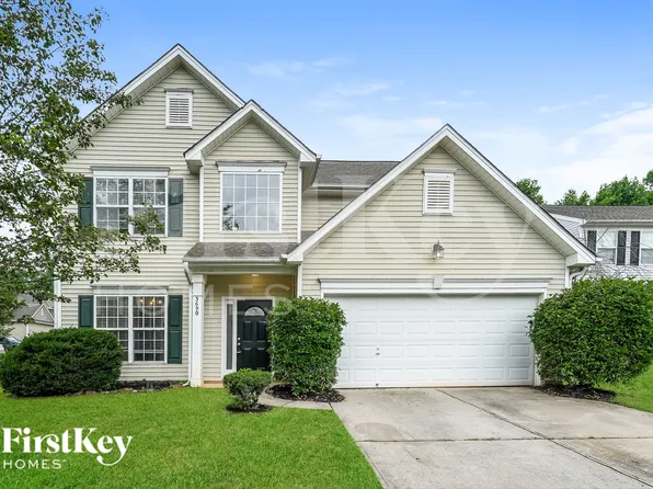 3690 Fiddlers Glenn Ct, Winston Salem, NC 27127