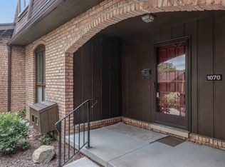 1070 Greenhills Dr, Ann Arbor, MI 48105