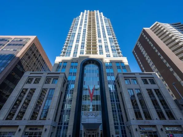 930 6th Ave SW #1906, Calgary, AB T2P 1J3