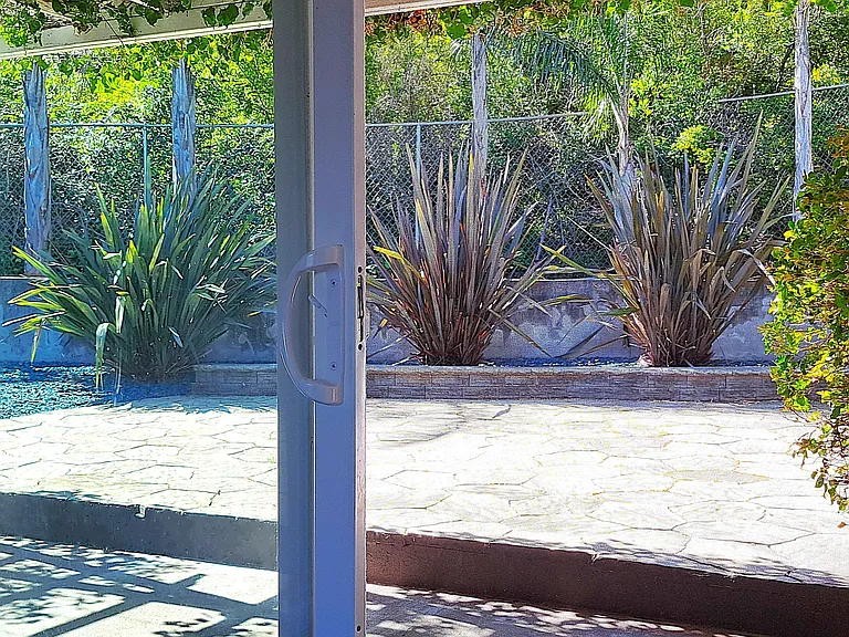8019 Sterling Dr — Photo 10