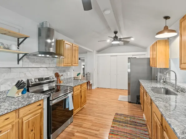 2414 Texas Ave, San Antonio, TX 78228