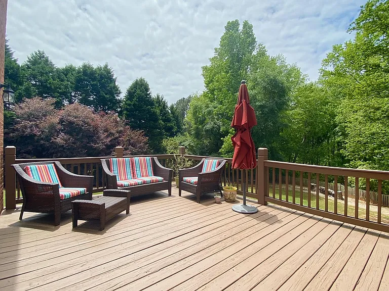 1120 Long Creek Dr — Photo 40