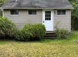14508 Woodlawn Dr, Newbury, OH 44065