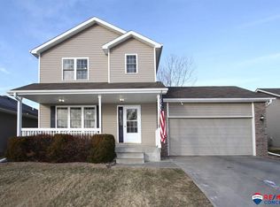 7341 N 15th St, Lincoln, NE 68521