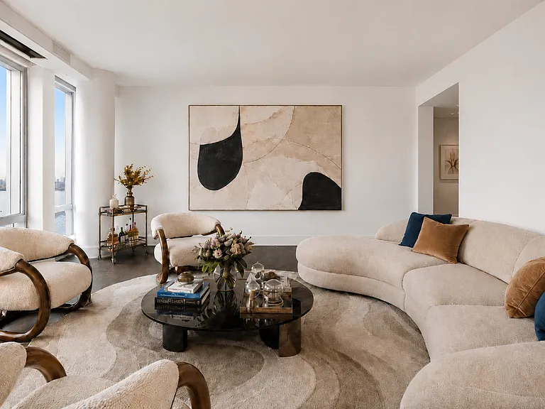 50 Riverside Blvd #12L — Photo 2