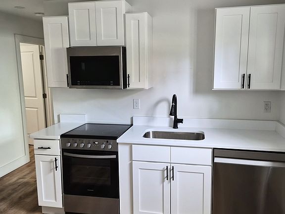 3rd image of 263 Acushnet Ave #1E