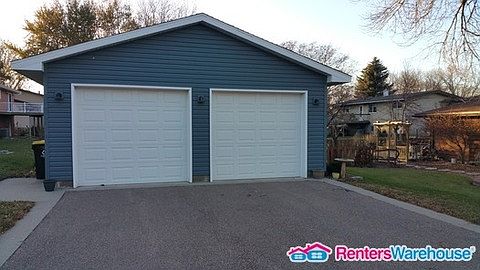 2nd image of 1313 Budd St