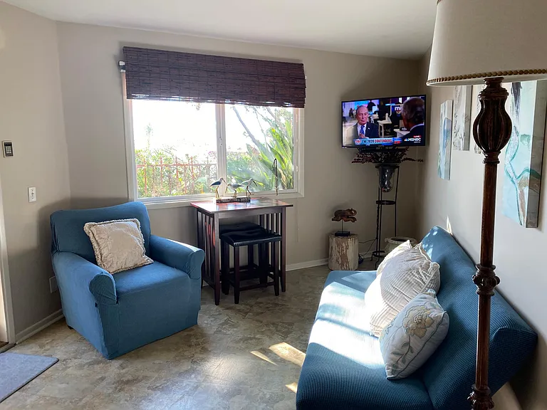 2518 Encina Way #B — Photo 17