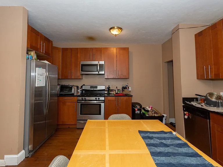 8 Glenville Ave #A — Photo 12