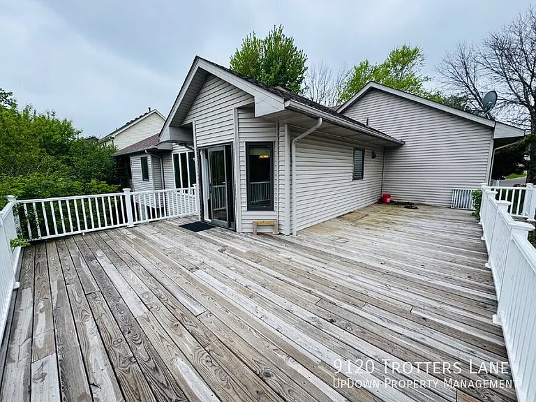 9120 Trotters Ln — Photo 27