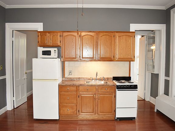 Living Room & Kitchen