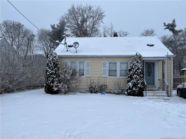 99 Valley Road, Hamden, CT 06514