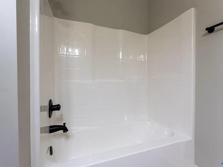 525 W Mossyleaf Dr SW — Photo 10