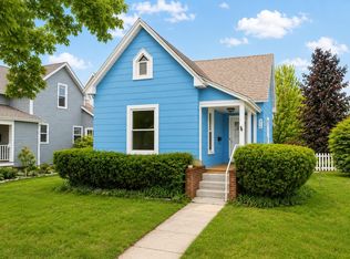 316 W 10th St, Traverse City, MI 49684