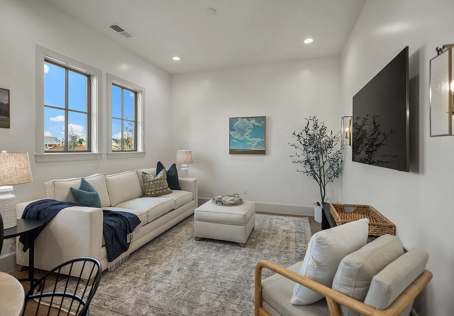 1 bed, 1.0 bath, 850 sqft, $2,000 — Photo 3