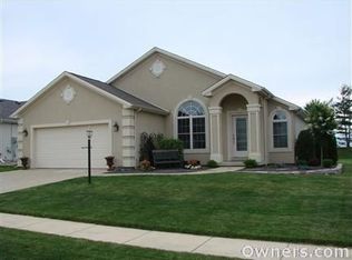 1405 Stonecrest Dr, Mahomet, IL 61853