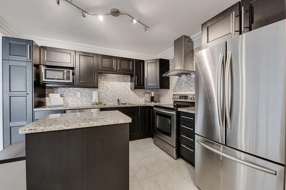 3 bed, 1473 sqft, $3,200 — Photo 4