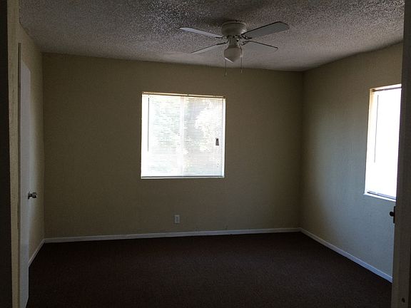 5th image of 11817 Compton Ave