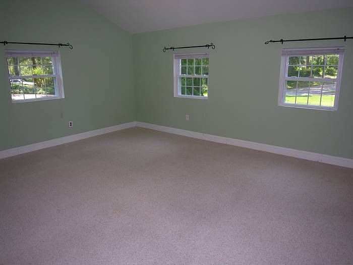 2nd image of 1016 Bay Colony Dr