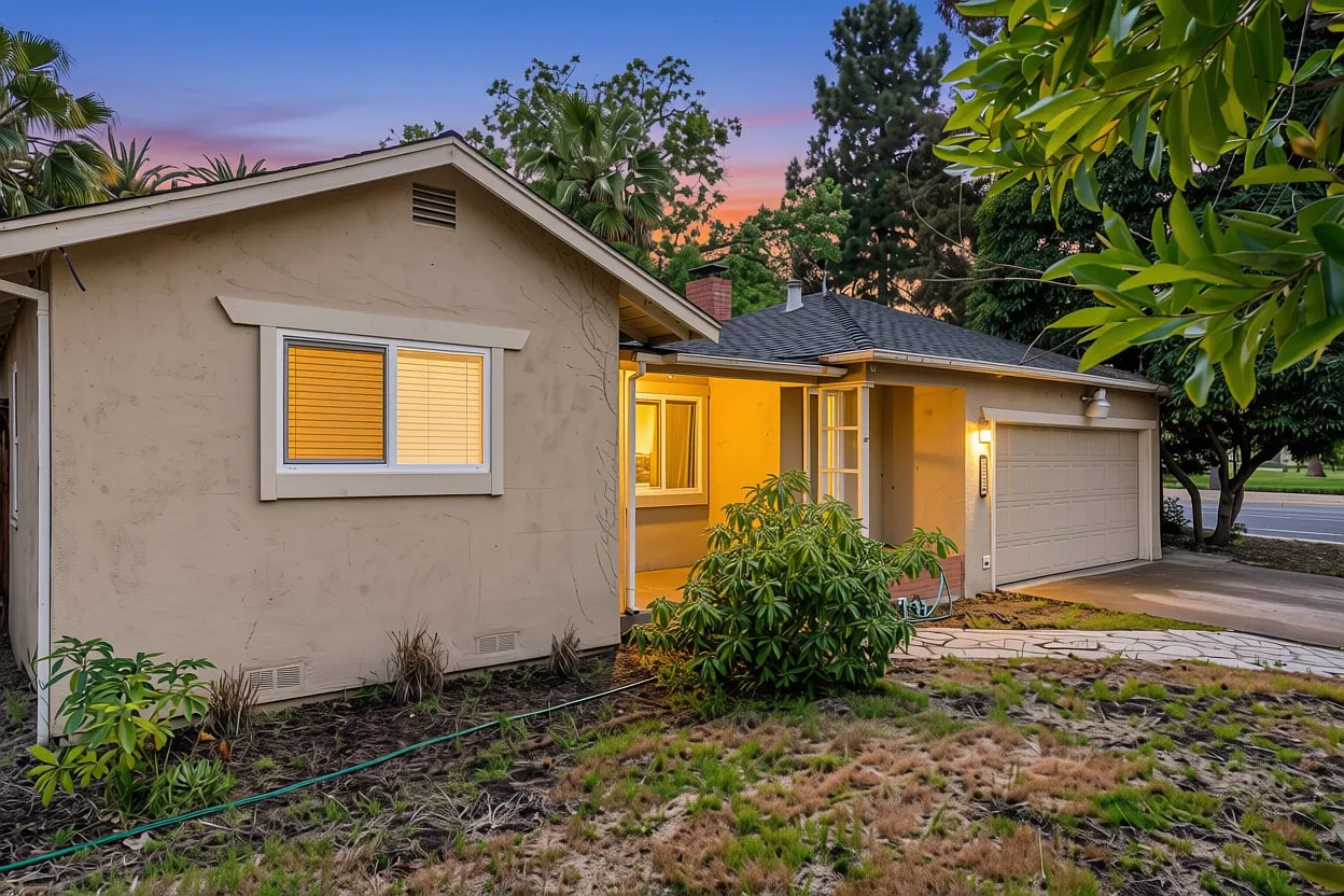 3 bed, 1260 sqft, $5,998 — Photo 3