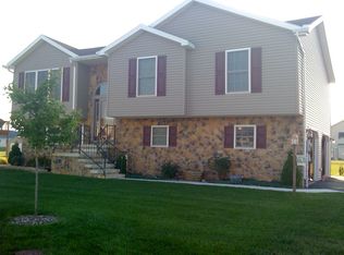 14 Noble Dr, Shippensburg, PA 17257