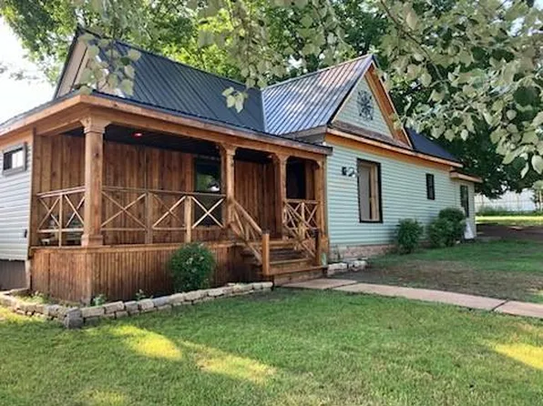 401 E Tahlequah Ave, Sulphur, OK 73086