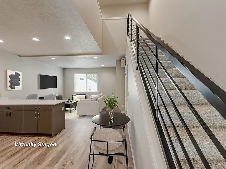 Harley Townhomes — Photo 1