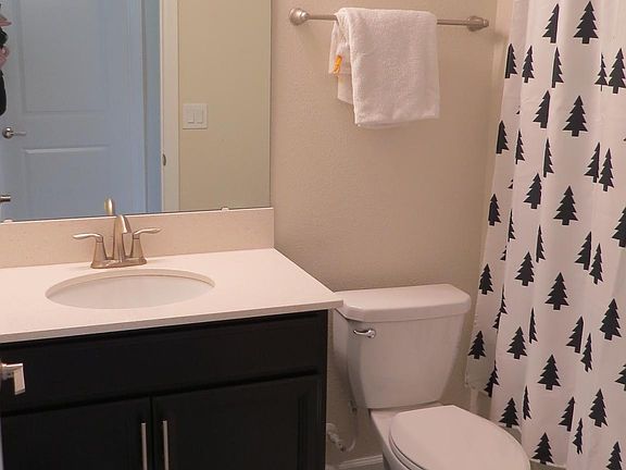 4th image of 10360 Lovegrass Ln