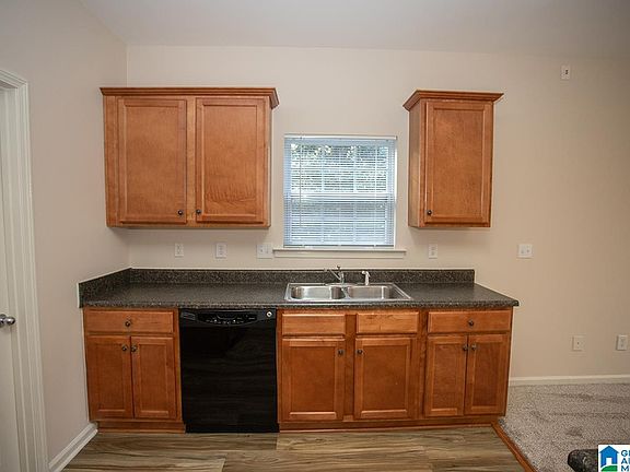 5th image of 1001 Fairbank Ln