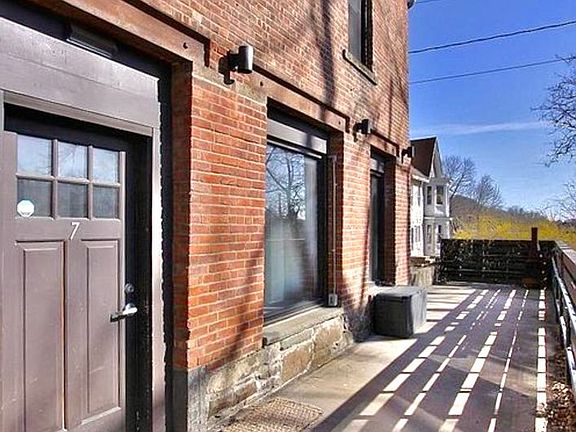 3rd image of 50 Abeel St APT 7