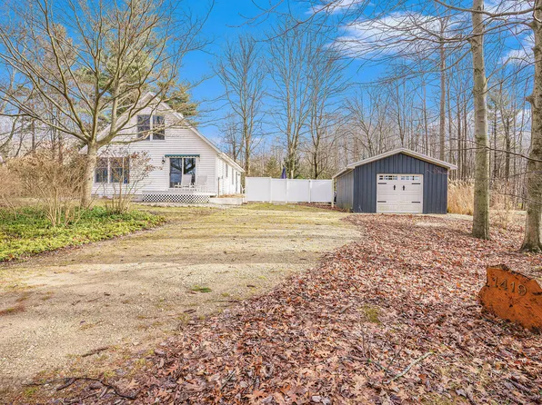 1419 Katherine St, Fennville, MI 49408