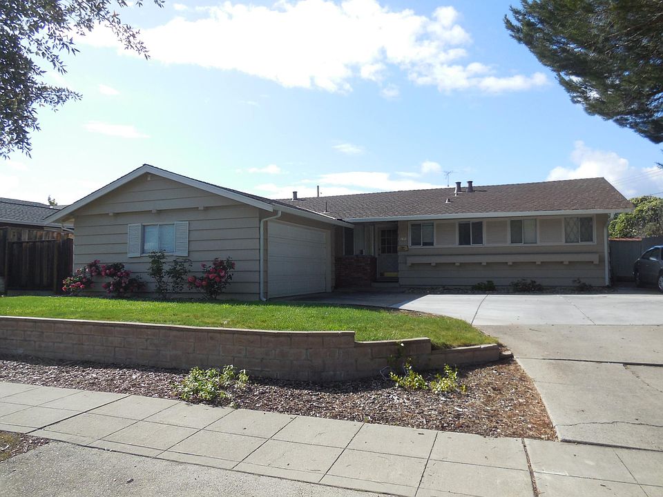 1st image of 1413 Prince Edward Way
