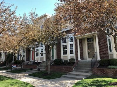 3005 Gentry Park, Kansas City, MO, 64116