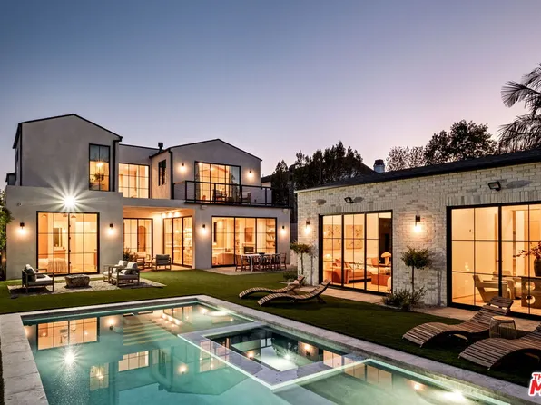 11621 Hesby St, North Hollywood, CA 91601